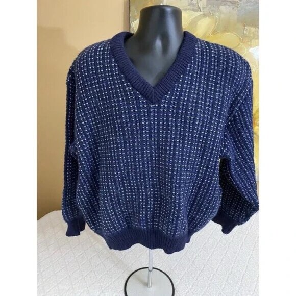 Vintage L.L Bean Blue V Neck Sweater, 100% British Wool, Size Large - Picture 2 of 16